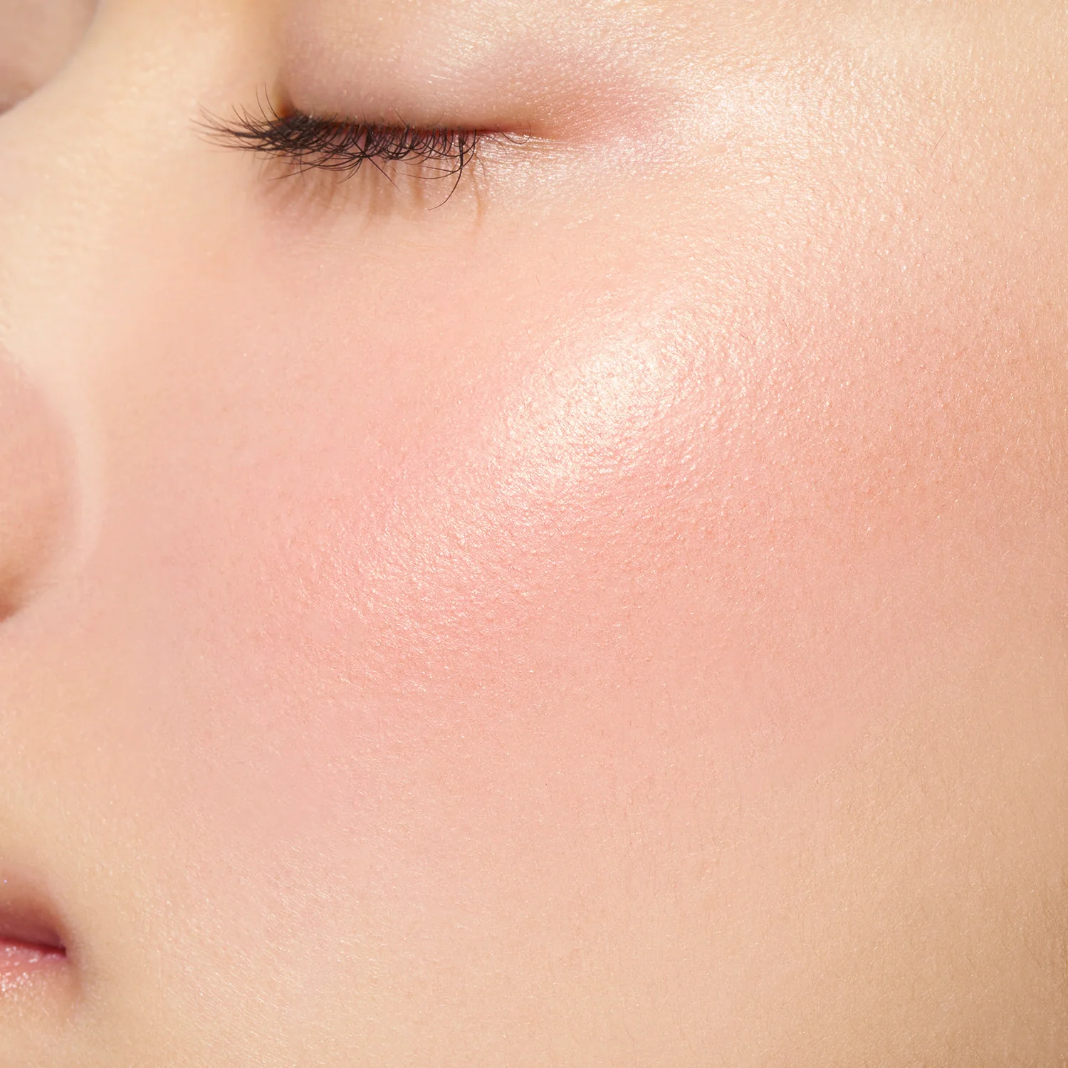 Lunasol Coloring Sheer Cheeks (Glow) - Image 23